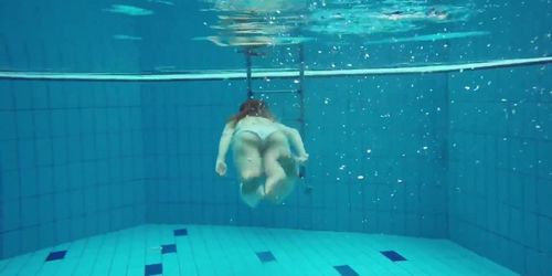 Underwater hottest girl Zelenkina swims naked